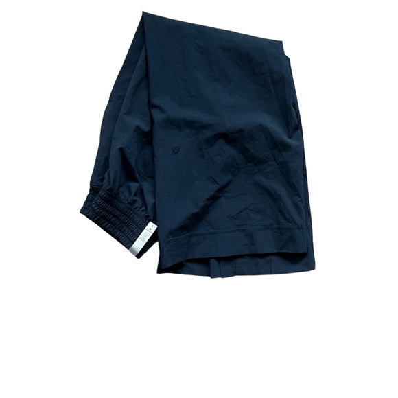 Lululemon Wanderer Culotte True Navy Size 0 - Picture 6 of 12